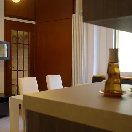 Bwr - Two-room Near The Station, Venini * 米兰